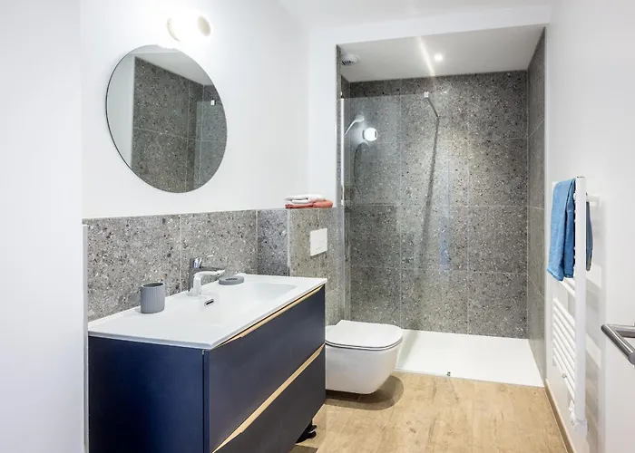 Lägenhet South-of-france T2 Neuf De Gamme, Climatise, Parking Gratuit, 2eme Ligne Balcon 3 *